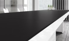 KOLOS 160 table (high gloss / super matt)